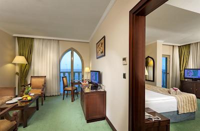 کراون پلازا آنتالیا