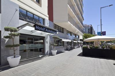 هتل اوتو هوگار