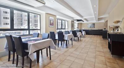 هتل اوتو هوگار