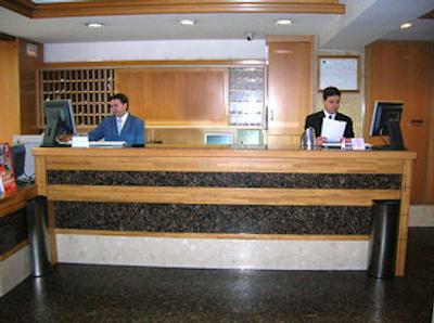 هتل اوتو هوگار