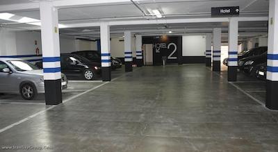 هتل اوتو هوگار