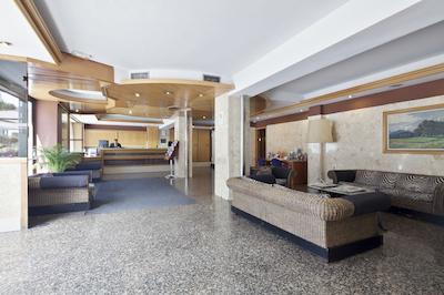 هتل اوتو هوگار