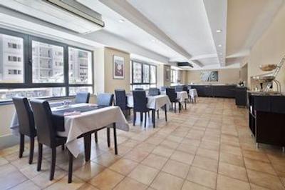 هتل اوتو هوگار