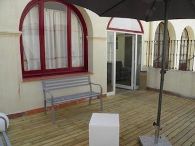 بی ‌سی ‌ان آربن بناویستا هاستل