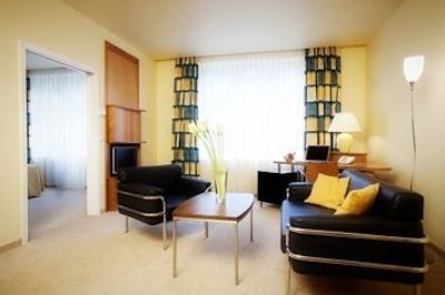 استارلایت سوئیتن سالزگریز