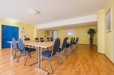 ای اند او کلن نومارکت