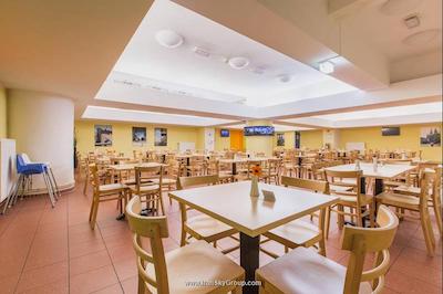 ای اند او کلن نومارکت