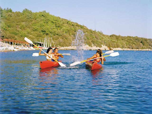 بدروم پارک ریزورت