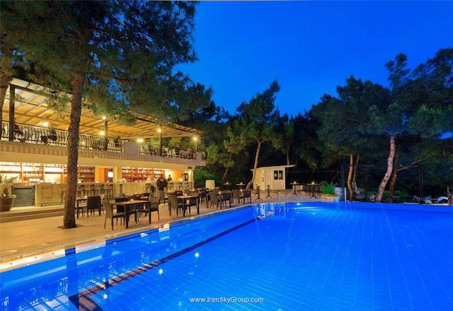 بدروم پارک ریزورت