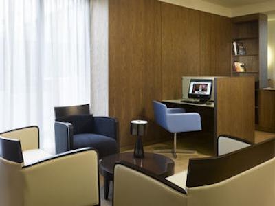 کی کی پیکاسو بارسلونا