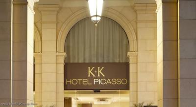 کی کی پیکاسو بارسلونا