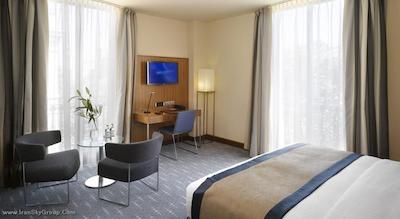 کی کی پیکاسو بارسلونا