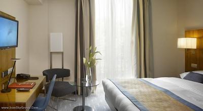 کی کی پیکاسو بارسلونا