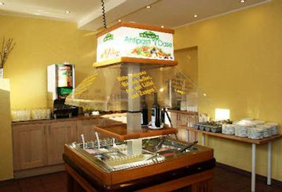 ای اند او وین استادتهال