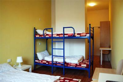 ای اند او وین استادتهال