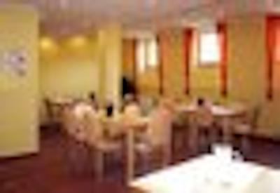 ای اند او وین استادتهال