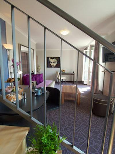 آریون سیتی هتل وین