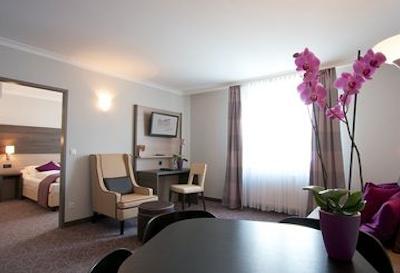 آریون سیتی هتل وین