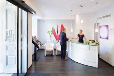 ریلیز آکروپلیس