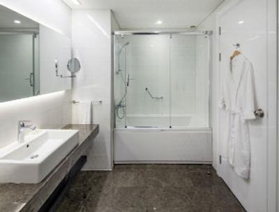 رامادا هتل اند سوئیتس کمال پاشا