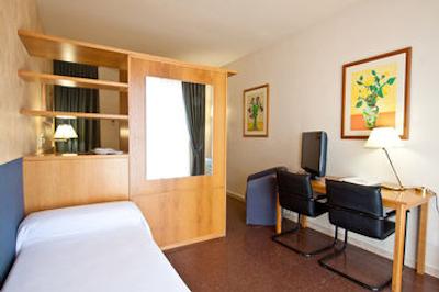 آتن کالابریا اپارتمان