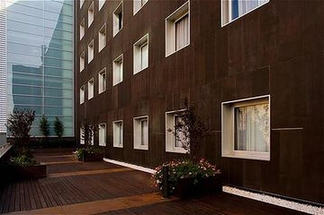 هالیدی این اکسپرس بارسلونا سیتی 22