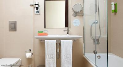 ان اچ دیاگونال سنتر