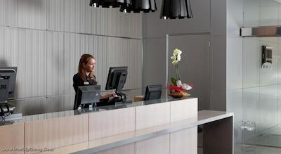 ان اچ دیاگونال سنتر