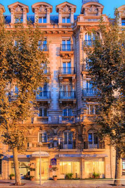 بست وسترن هتل ریویرا