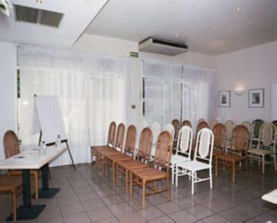 بست وسترن هتل ریویرا