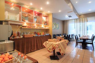 بست وسترن هتل ریویرا