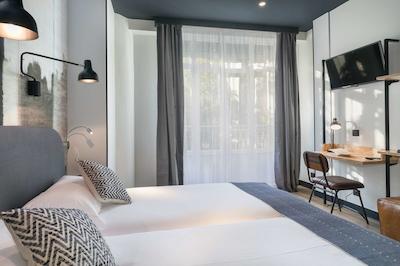 بست وسترن هتل ریویرا