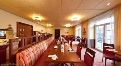 نووم هتل بولوارد اشتوتگارت سیتی