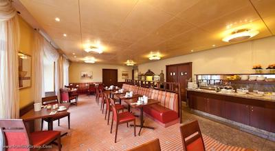 نووم هتل بولوارد اشتوتگارت سیتی