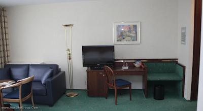 نووم هتل بولوارد اشتوتگارت سیتی