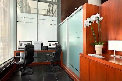 امبسی سوئیتس مونترئال