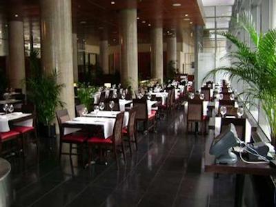 امبسی سوئیتس مونترئال