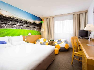 نووتل وارسزاوا سنتروم