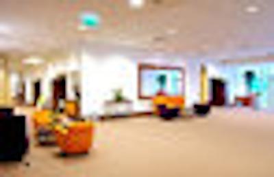 نووتل وارسزاوا سنتروم