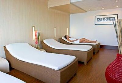 نووتل وارسزاوا سنتروم