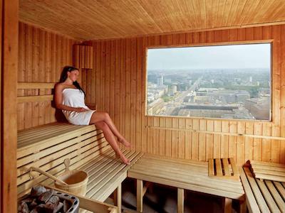 نووتل وارسزاوا سنتروم