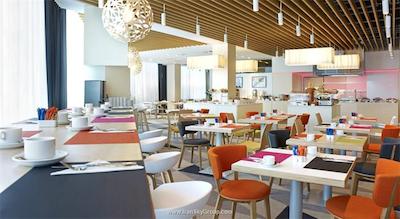 نووتل وارسزاوا سنتروم