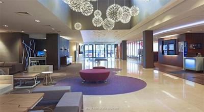 نووتل وارسزاوا سنتروم