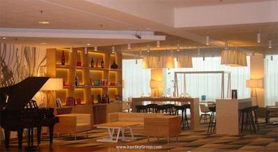 نووتل وارسزاوا سنتروم