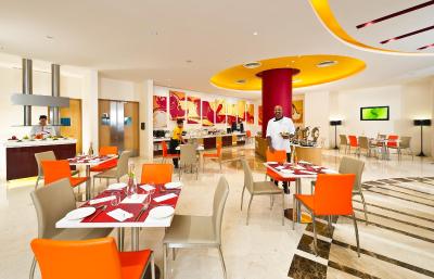 آیبیس ناوی مومبای