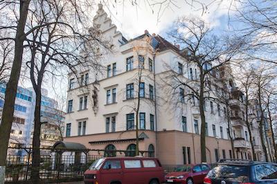 نووم هتل کرنپرینز برلین