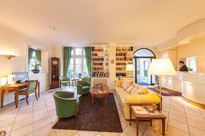 نووم هتل کرنپرینز برلین