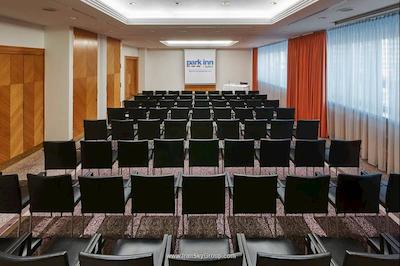 پارک این بای رادیسون برلین الکساندرپلاتز