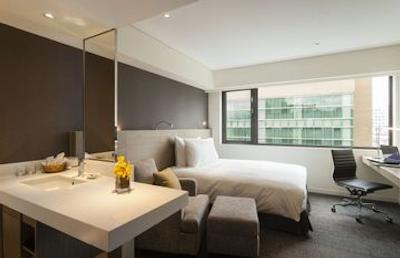 رویال این لینسن