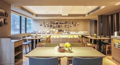 رویال این لینسن